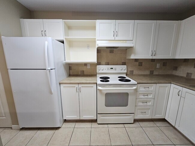 Photo du bâtiment - 2700 McCallum Rd