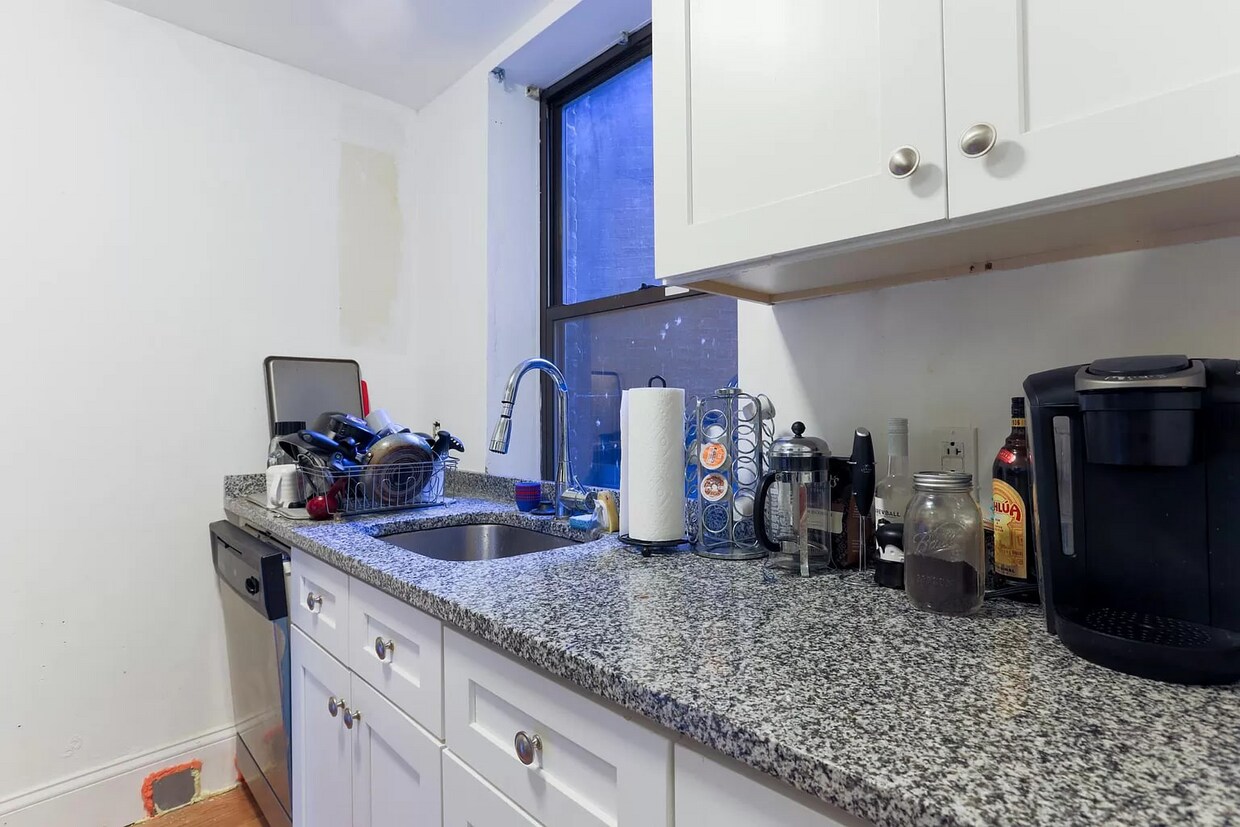 Foto principal - 774 Columbus Ave