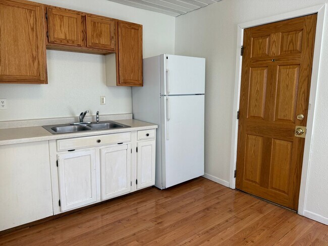 Foto del edificio - HATCH AND YOUNG 722