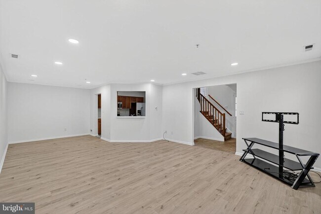 Foto del edificio - 1404 Wharton Rd