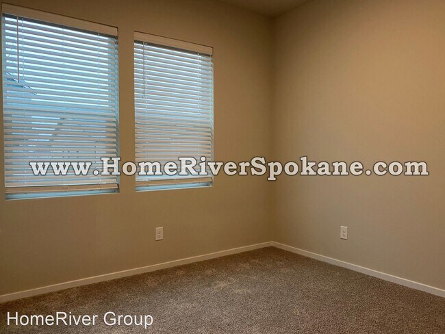 Building Photo - 4 br, 2 bath House - 5820 W. Yorktown Ln.