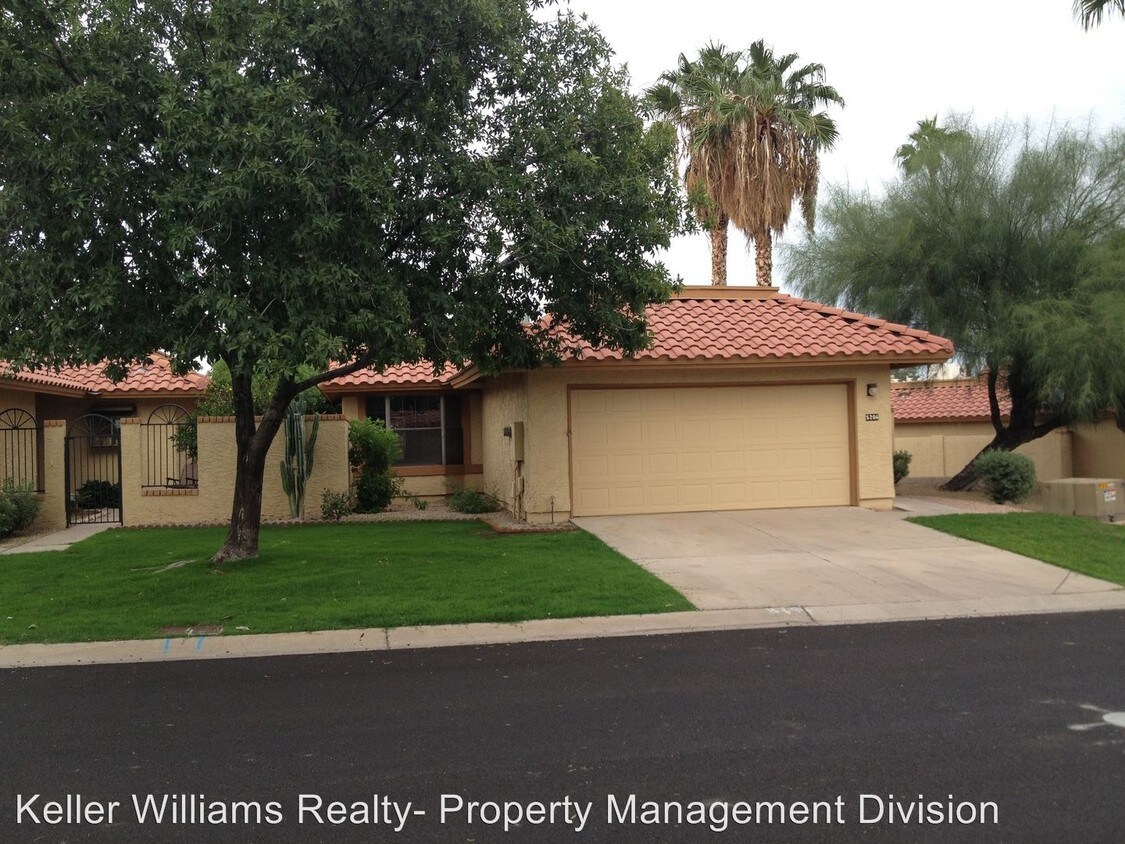 Foto principal - 5206 E Half Moon Dr