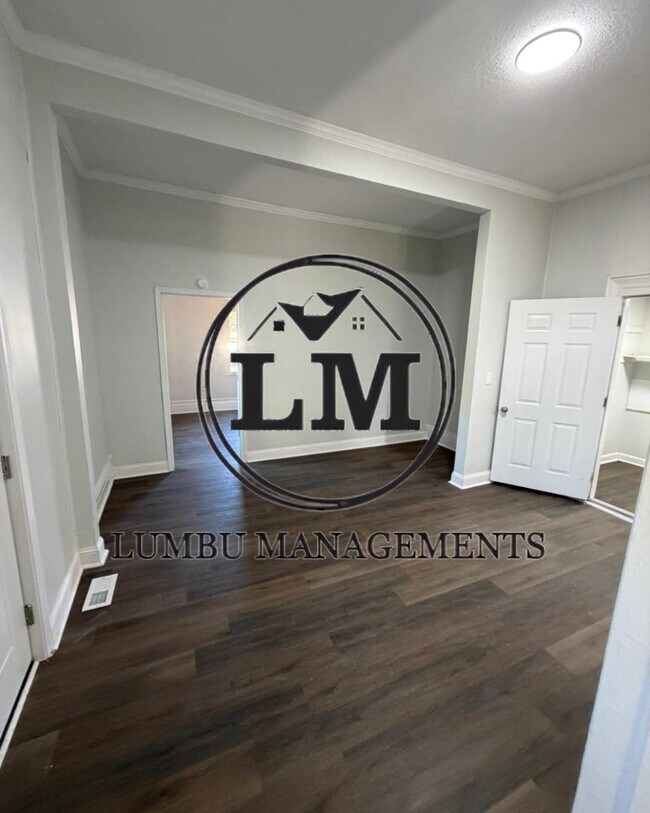 Foto del edificio - 414 E Morehead St