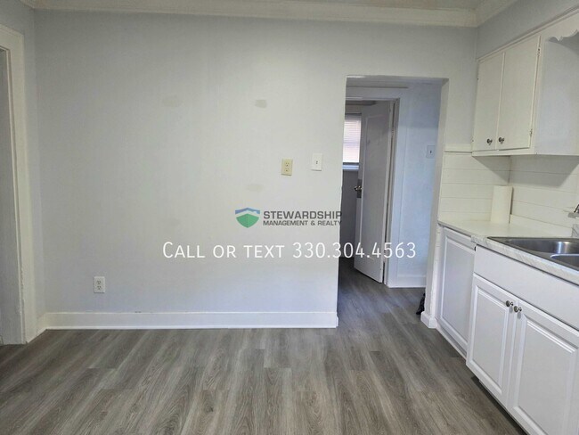 Foto del edificio - 2849 Trenton Rd