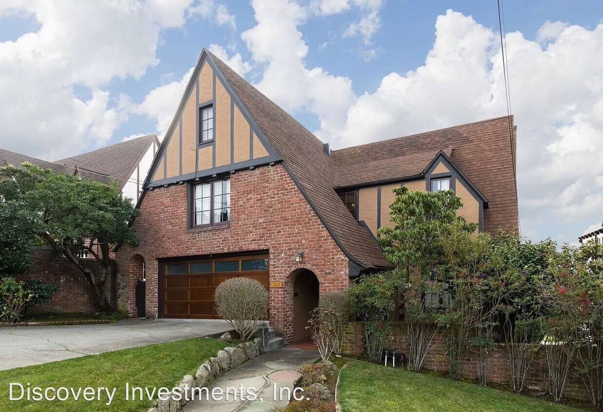 5 br, 3 bath House 114 Saint Albans Road House for Rent in