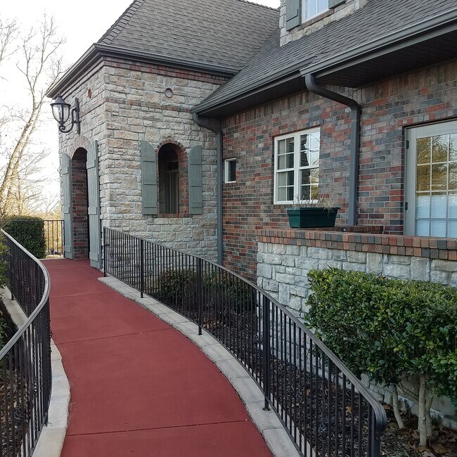 2335 State Highway 265 Unit b, Branson, MO 65616 Apartments in