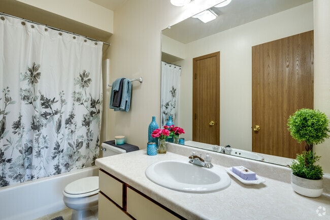 2 BR, 2 BA - 1,100SF - Shady Lane Apartments