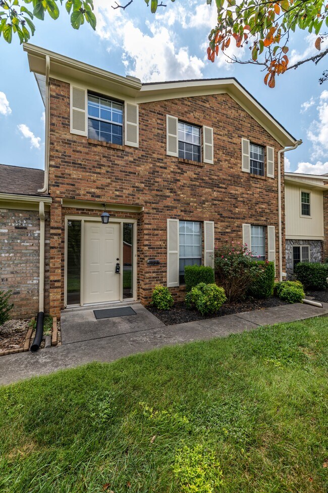 Foto del edificio - 7914 Gleason Dr NW