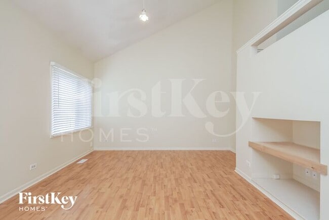 Building Photo - 1421 Timber Ln