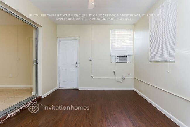 Foto del edificio - 1281 NW 195th St