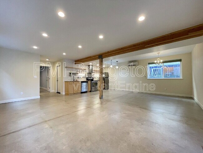 Foto del edificio - 1531 SE 48th Av