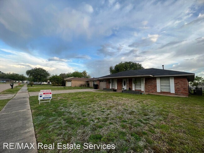 Building Photo - 3 br, 2 bath House - 2527 Tilman Drive