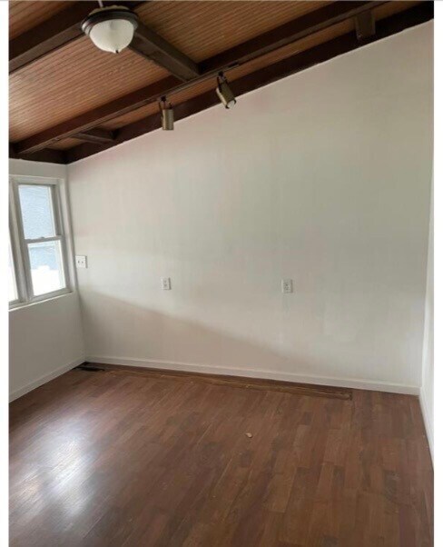 Building Photo - 4 Gray St