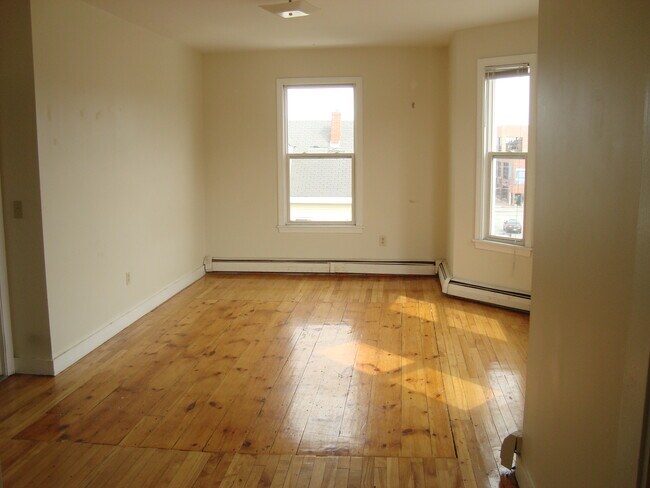 Foto del edificio - 24 Washington Ave