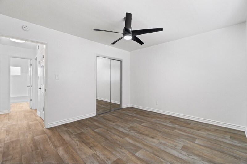 Foto del edificio - 330 Roosevelt St