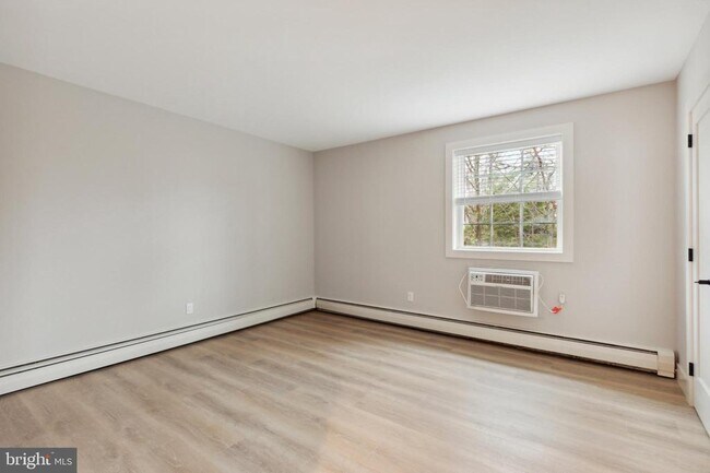 Foto del edificio - 176 W King St