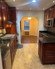 Building Photo - 201-15 119th Ave