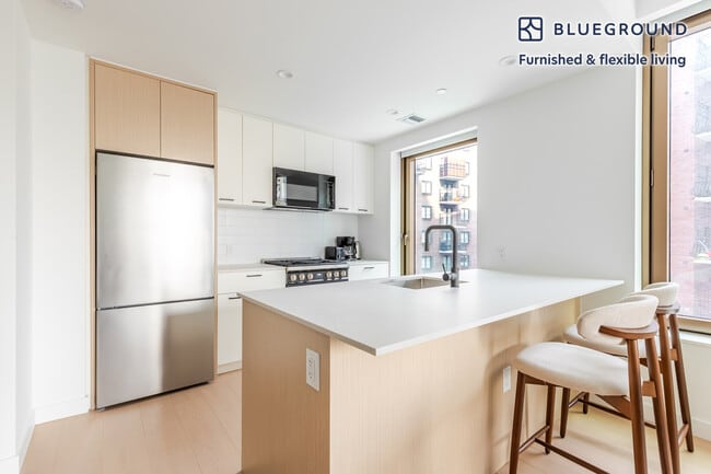 Building Photo - 11 Wharf Way