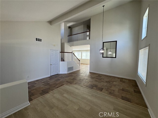 Foto del edificio - 13858 Buckskin Trail Dr