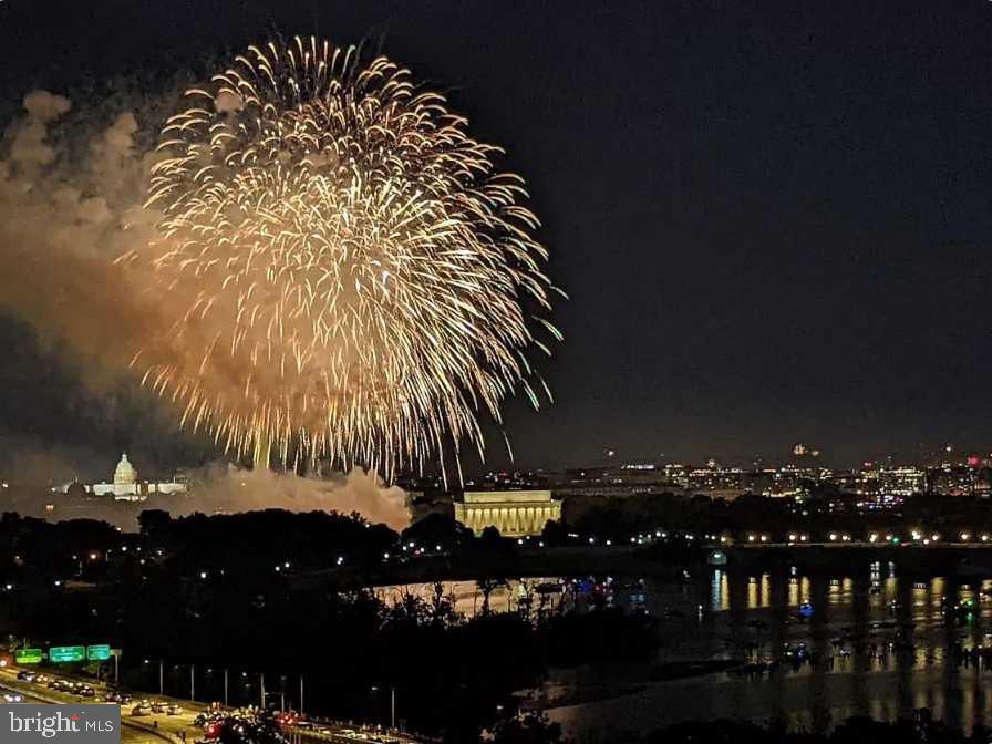 Foto principal - 1011 Arlington Blvd