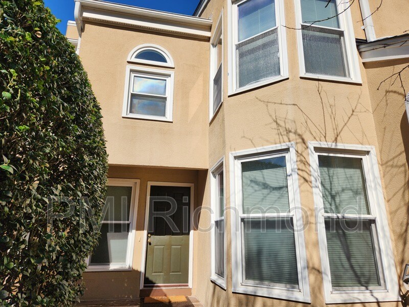 Primary Photo - 2629 Towngate Ct