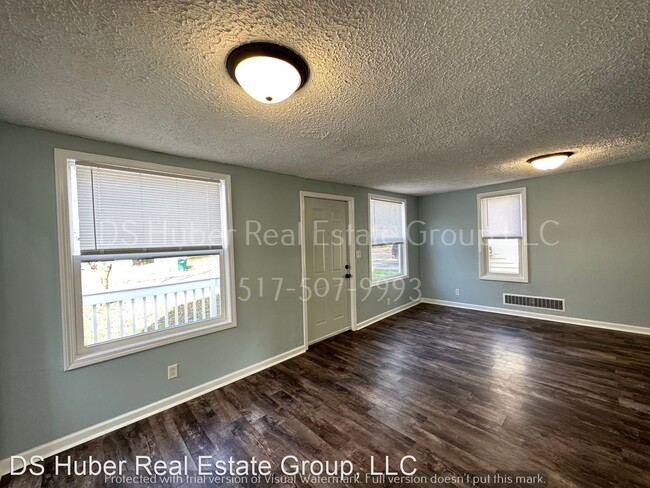 Building Photo - 2 br, 1 bath House - 223 Astor Ave