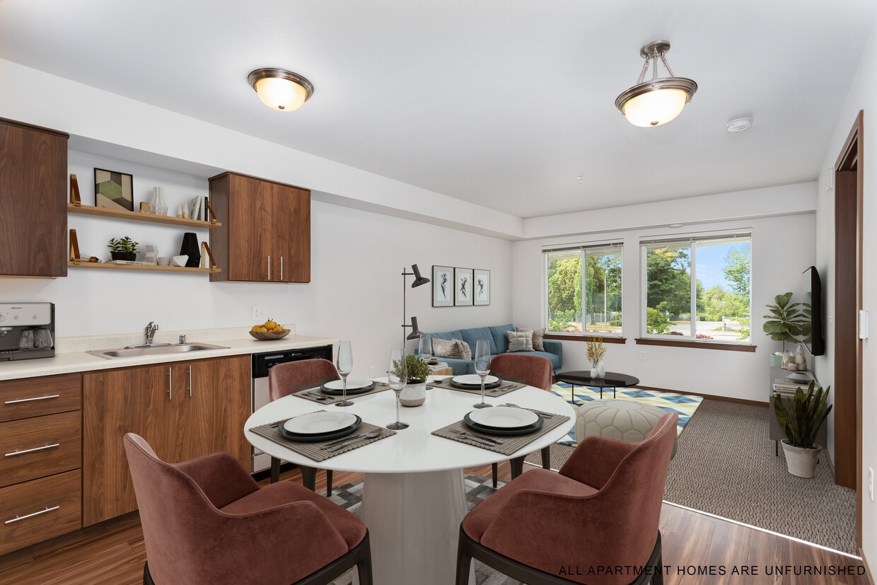 Primary Photo - Reserve at SeaTac 55+ Active Senior Living
