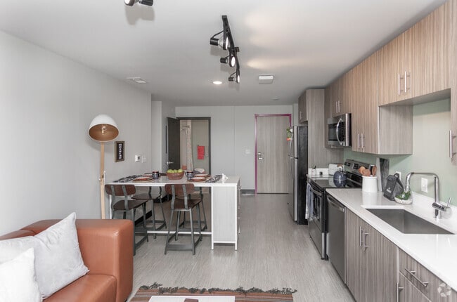 4BR, 3BA - 1233 SF - Hub on Campus West Lafayette Apartments