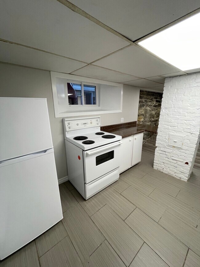 Photo du bâtiment - Charming South-End One-Bedroom Apartment i...