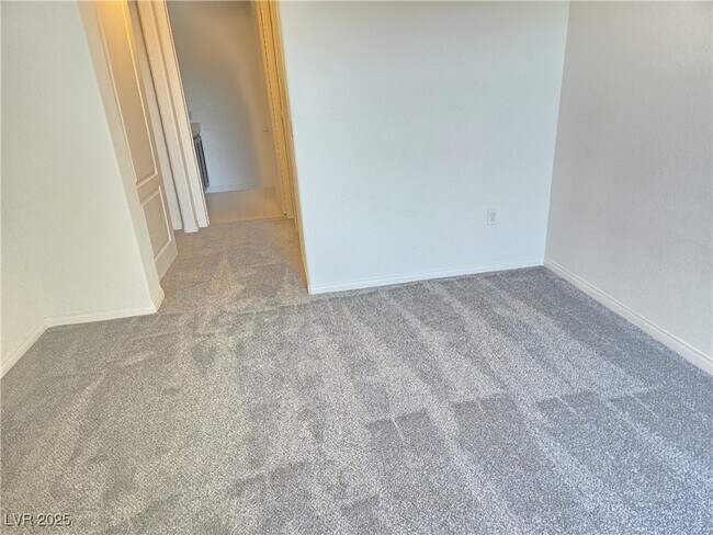 Foto del edificio - 62 E Serene Ave