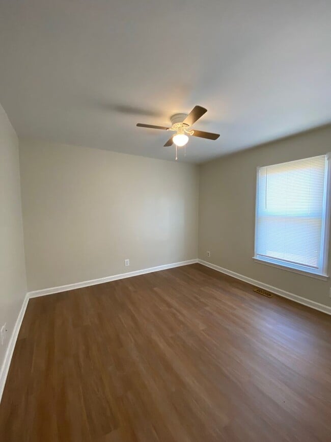 Building Photo - 577 Garnet Dr