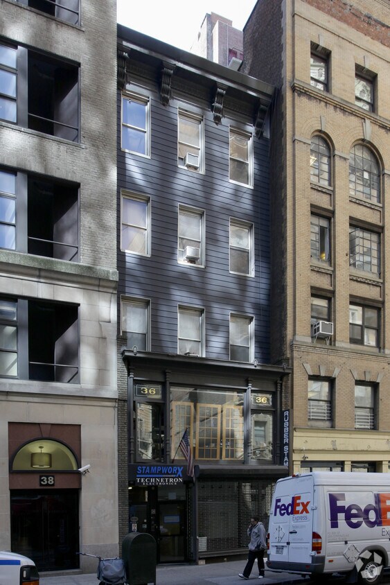 Primary Photo - 36 E 29th St