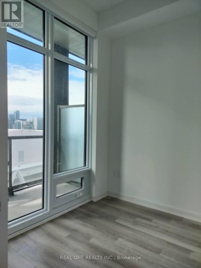 Photo du bâtiment - 238-3238 Simcoe St