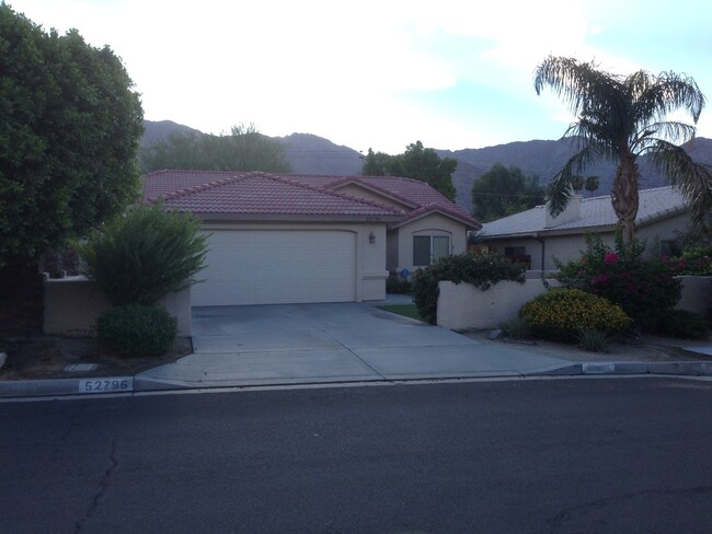 Building Photo - GREAT 4-Bedroom in La Quinta Cove