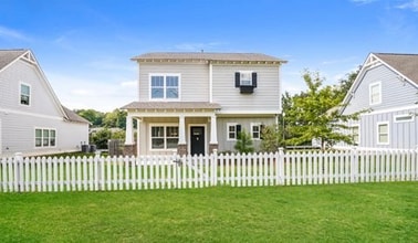 Building Photo - 2709 Oxmoor Way