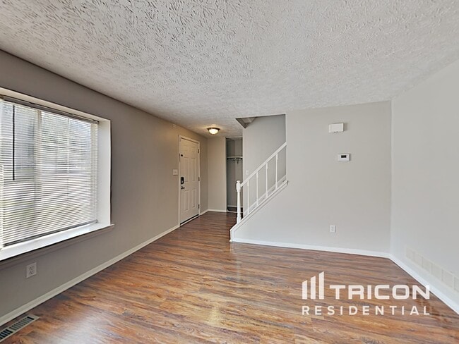 Building Photo - 4928 Rockborough Trail NW