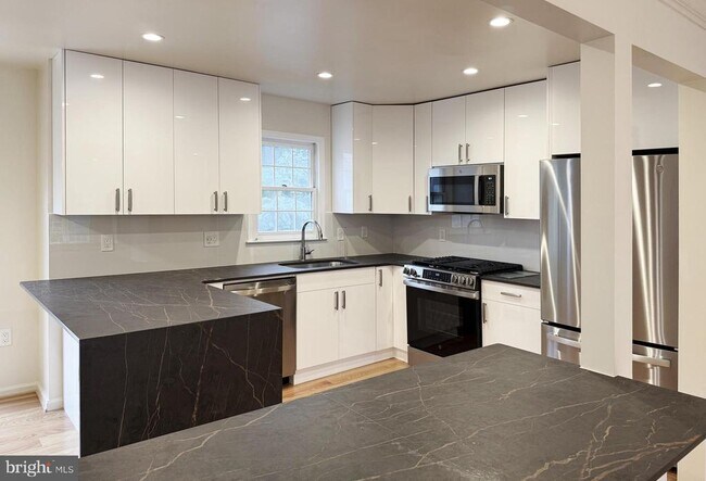 Foto del edificio - 7438 Crestberry Ln