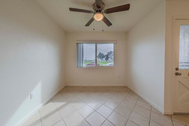 Building Photo - 16581 Sabot Ln