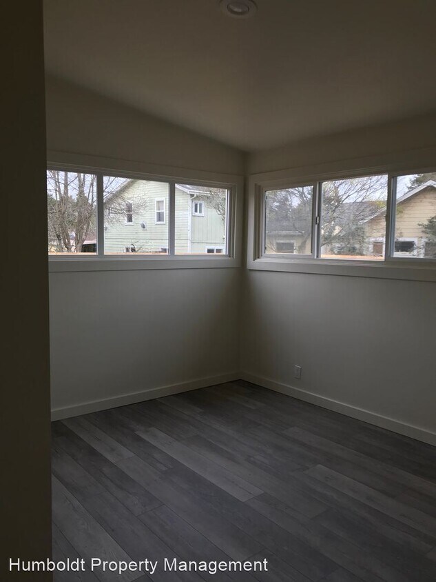 Building Photo - 3 br, 2 bath House - 2088 Groth Street
