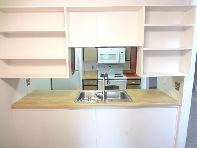 Building Photo - 512 E Monroe Dr