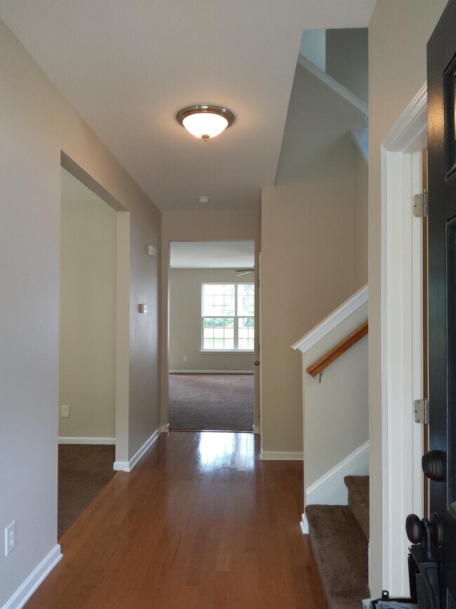 Building Photo - 8977 N Red Maple Cir