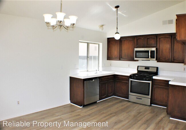 Building Photo - 2 br, 1 bath House - 24328 Kurt Court