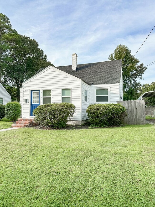Building Photo - 211 Pennington Blvd
