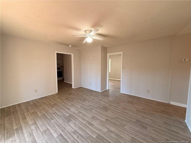 Building Photo - 323 Cadmium Ct