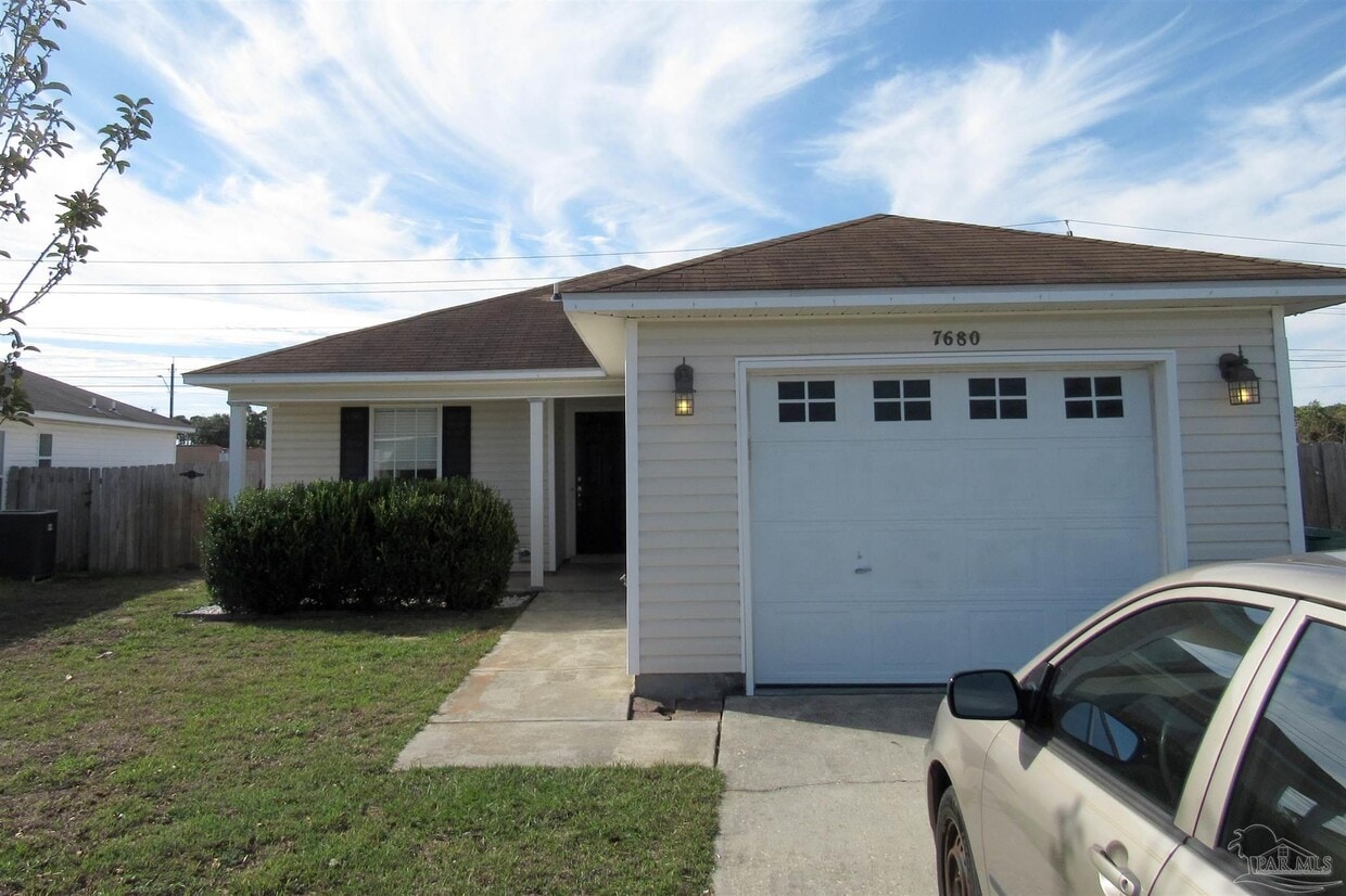 Primary Photo - 7680 Chablis Cir