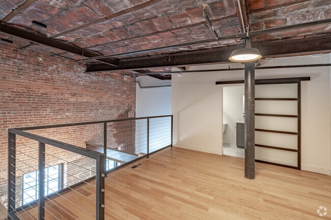 1BR, 1BA - 777SF - Bedroom - The John Kam Malt House