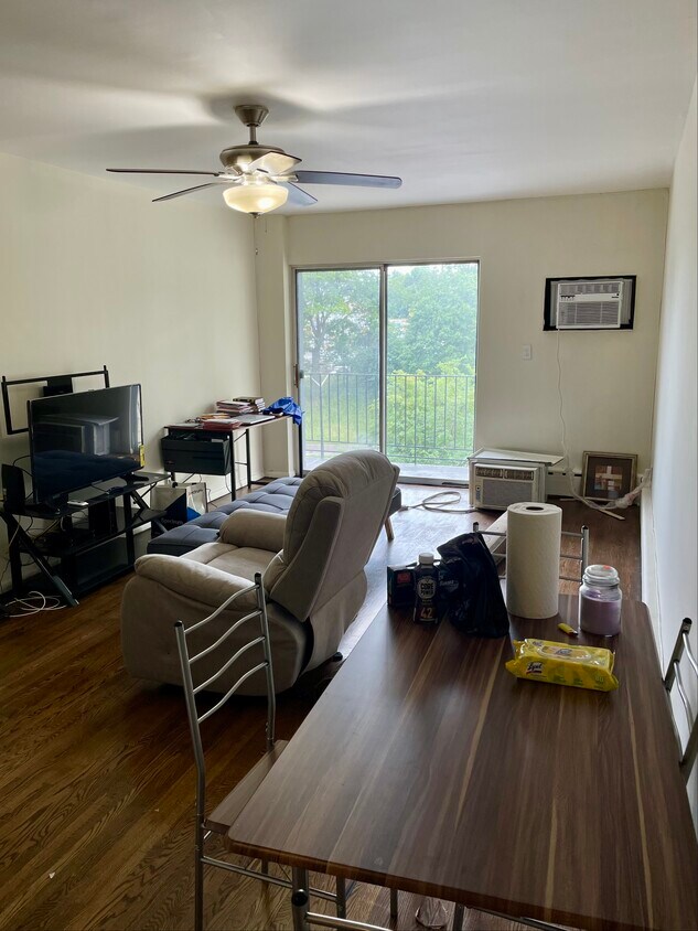 4211 Astoria Blvd N Unit 3B, Queens, NY 11105 Apartment for Rent in