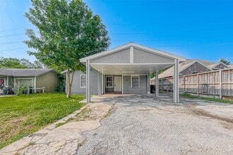 Building Photo - 1114 Cresline St