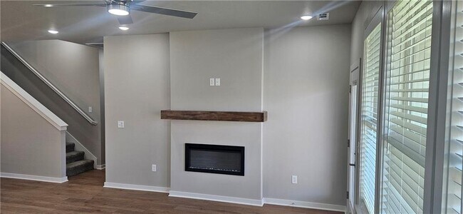 Foto del edificio - 5906 SW Coywolf St