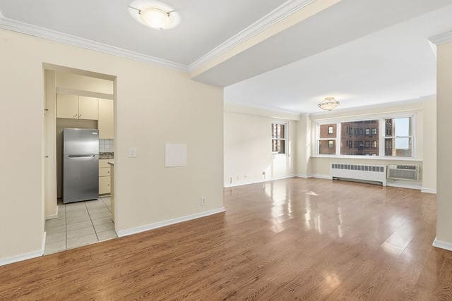 Foto del edificio - 2909 N Sheridan Rd